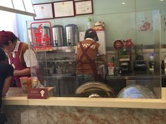 -沪上阿姨鲜果茶(华新大街店)