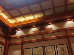 -龙悦湾酒家·八阵鱼生·渔人码头店