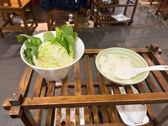 -亮欢寨酸汤鱼(沙冲路店)