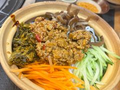 -阿山卓·野生菌火锅·纳西火塘烤肉