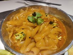 -九妹农家大铁锅东北菜(江湾店)