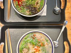 -云阿蛮云南生烫牛肉米线(奉贤路店)