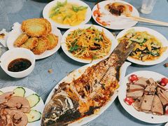 -梨木台悦来客农家院