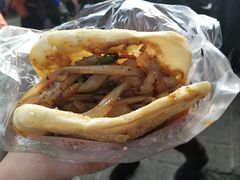 锅盔夹凉粉-小陈方酥锅盔(古城总店)
