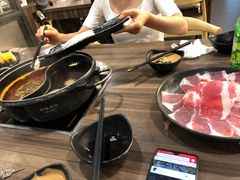 -呷哺呷哺(新世界百货望京店)