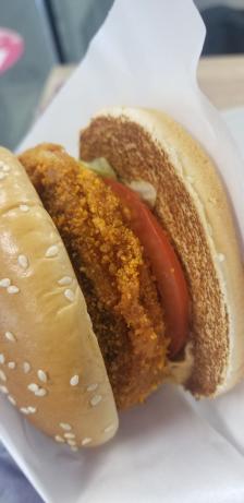 肯德基大叔又出了新品素肉的汉堡