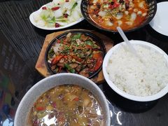 -醉美云南·云南菜主题餐厅(昆明站北京路双龙商场店)