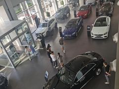-奔驰上海利星(七宝店)