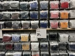 -优衣库(上海正大广场店)