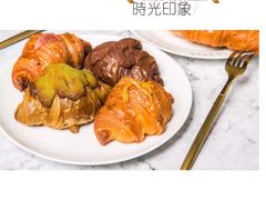 杏仁羊角-WHEAT&BAKER-麥(凯德来福士店)