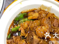 擂辣椒猪脚-何氏排骨(左家塘店)