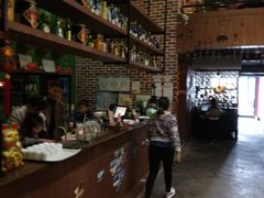 -香巴拉云南餐厅(华莱坞店)