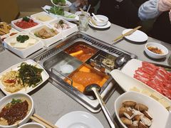 -海底捞火锅(旭辉MALL店)