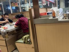 -海底捞火锅(新松江路店)