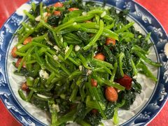 果仁菠菜-北大地皖峰饭馆