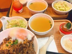 -熊吞·大碗丼烧肉饭(济宁万达广场店)