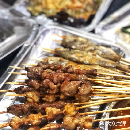 胖子海鲜烧烤(机场路店)