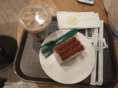 -星巴克臻选(南京江宁万达广场店)