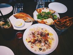 -ROAST coffee & eatery