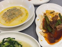 -唔哩赞·崇明私藏菜(建国西路店)