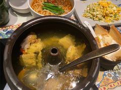 -云海肴·汽锅鸡·云南菜(天山百盛优客店)