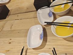 餐具摆设-左邻右舍褡裢火烧(石榴园店)