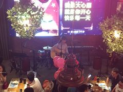 演唱台-胡桃里音乐酒馆(白云五号T5 MALL店)