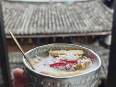 -桥边小楼·手工云南菜·古城观景小楼