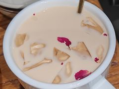 -蜗牛的家旅行主题云南菜餐厅.小酒馆(护国寺店)