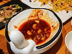 -莲餐厅·湖北菜·潜江小龙虾店(愚园路店)
