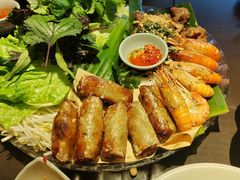 -大头虾越式风味餐厅(光明广场店)