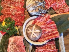炼火拼盘-炼火烤肉店