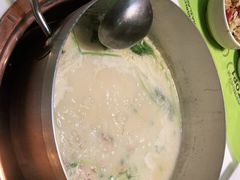 -洪氏嗨捞·猪肚鸡火锅(阳光天地店)