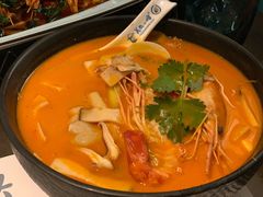 -美奈小馆·越南料理(中航城君尚购物中心店)