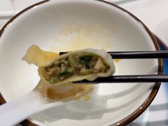 -雪乡人家东北菜·铁锅炖一切(高斯路店)