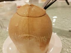 椰子水-新加坡海鲜共和(名胜世界圣淘沙海滨坊)
