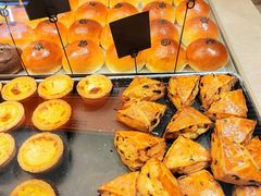 -Dough&Joe团憩(瑞虹天地月亮湾店)