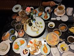 -半岛翡丽海鲜自助餐厅(观风亭店)