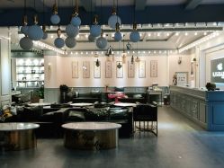 -亲吻宝贝儿童摄影