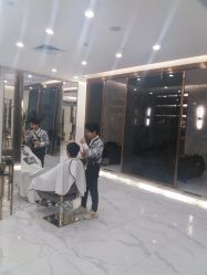 大厅-3AM HAIR SALON烫发染发接发