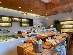 面包甜点陈列柜-那家面包房(珠江路店)