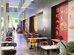 -麦当劳(华融店)