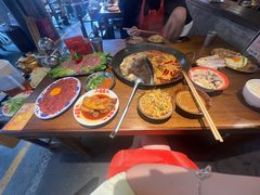 -萍姐火锅·公路夜市(武汉首店)