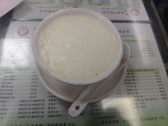-义顺牛奶公司