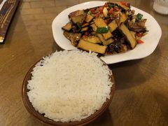 -老湖南湘土菜馆(普阳街店)