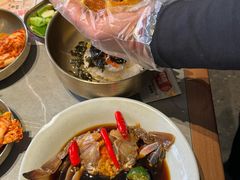 -草家酱蟹炭火烤肉店(珲春南路一店)