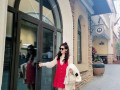 -鲁邦国际风情街(麦世达韩国精品百货店)