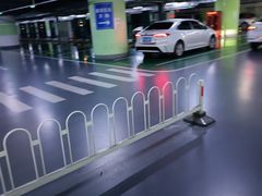 -北京南站-立体停车场