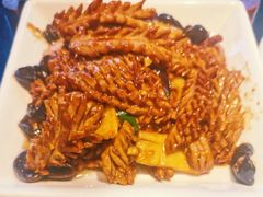 -梅飞酒家(名辉豪庭店)