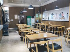 用餐区-三好食堂(煎饺·馄饨·肉饼米线·盛世广场店)